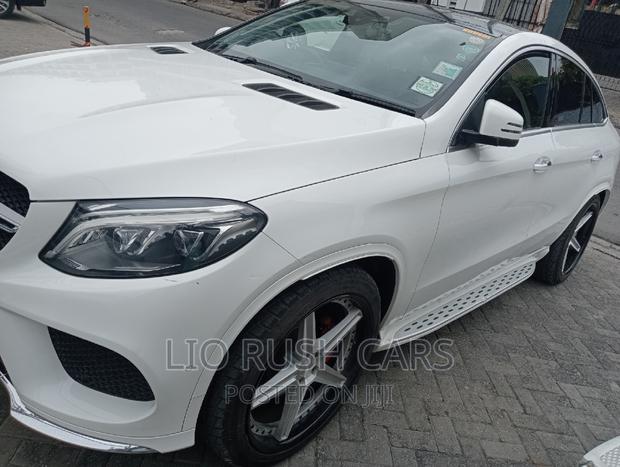White 2016 Mercedes-Benz GLE-Class - Premium Edition
