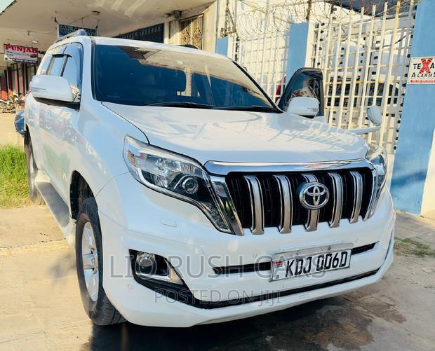 2015 Prado Toyota Land Cruiser in White - Luxury Off-road Adventure
