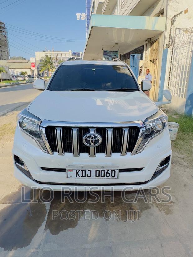 2015 Prado Toyota Land Cruiser in White - Luxury Off-road Adventure