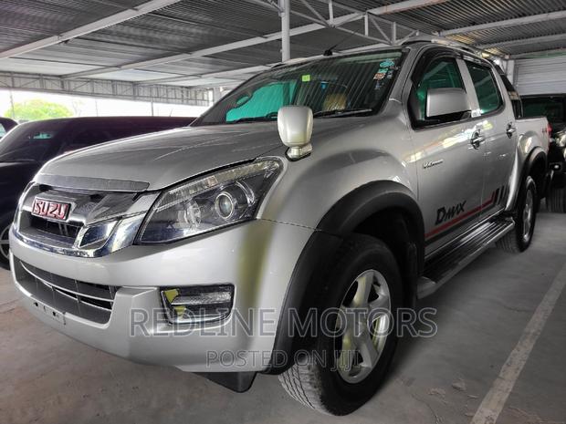 Isuzu D-MAX 2016 Silver: Reliability Redefined