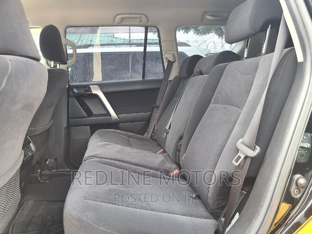 2017 Toyota Land Cruiser Prado 2.7 Black: Premium SUV at Great Price