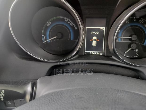 Toyota Auris 2016 White