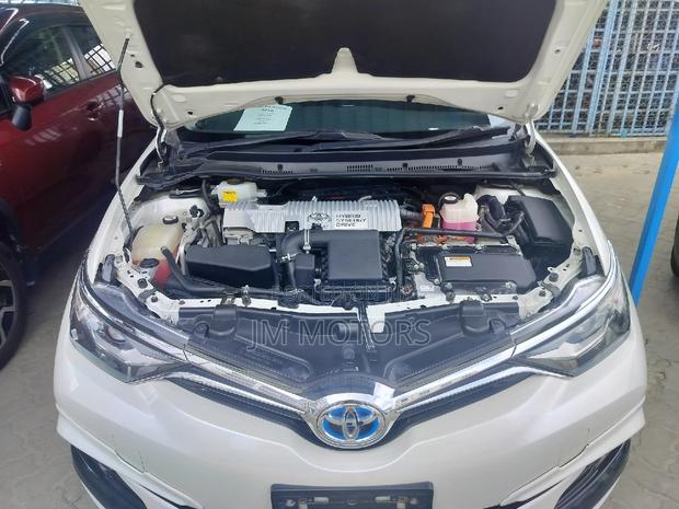Toyota Auris 2016 White