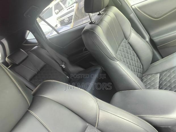 Toyota Harrier 2017 Silver