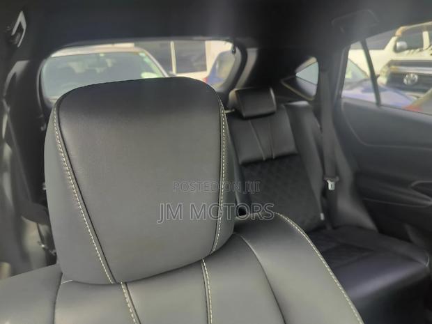 Toyota Harrier 2017 Silver