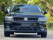 Volkswagen Tiguan 2.0T SE AWD 4MOTION 2018 Black for sale