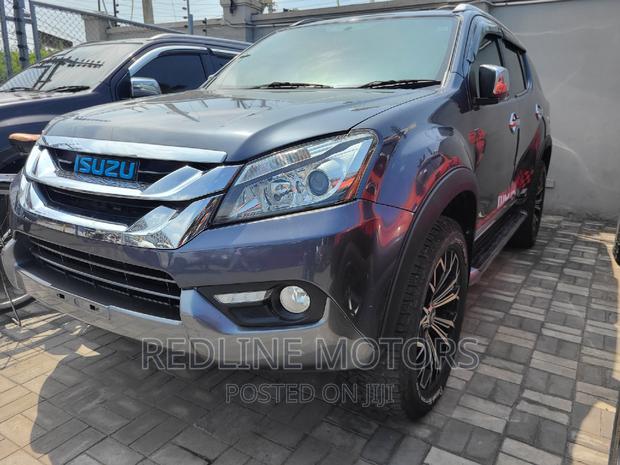 2016 Isuzu D-MAX 4x4 Black - Adventure-Ready Pickup