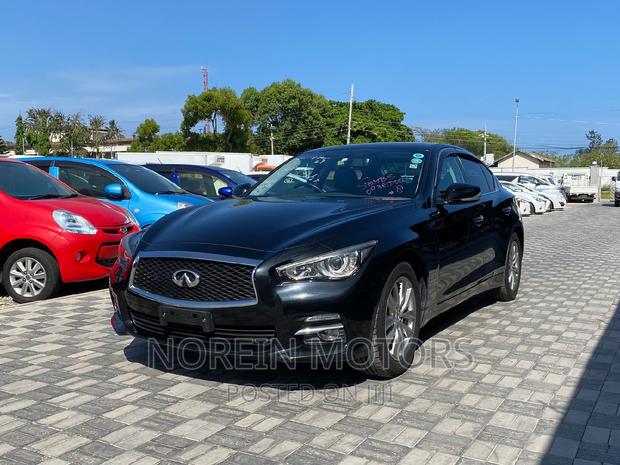 2016 Nissan Fuga Black - Affordable Luxury Pre-Owned Sedan