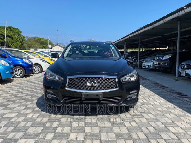2016 Nissan Fuga Black - Affordable Luxury Pre-Owned Sedan