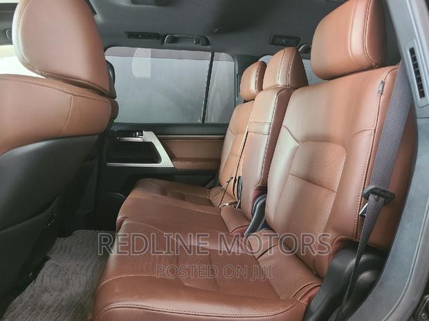 2016 Toyota Land Cruiser 4.6 V8 AX Matt Black