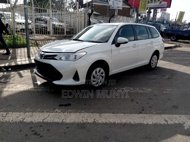 2017 Toyota Corolla Fielder in White: Versatile and Eco-friendly SUV