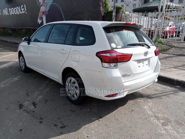2017 Toyota Corolla Fielder in White: Versatile and Eco-friendly SUV