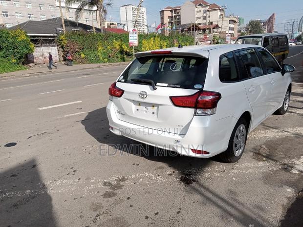 2017 Toyota Corolla Fielder in White: Versatile and Eco-friendly SUV