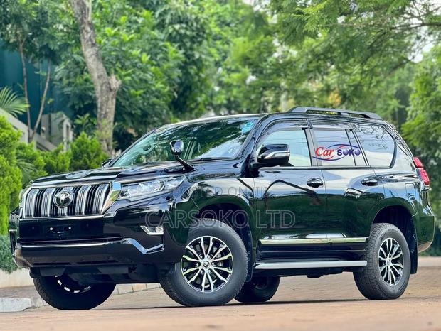 Toyota Land Cruiser Prado 2019 Matt Black