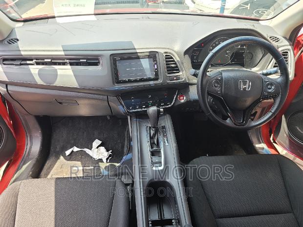 2018 Honda Vezel 1.5 Hybrid 2WD Red - Pre-Owned