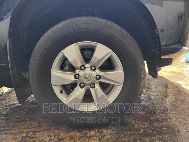 2017 Prado 2.7 Toyota Land Cruiser in Blue: Spacious & Stylish SUV