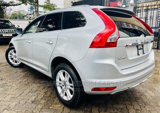 Volvo XC60 T5 AWD 2016 Silver