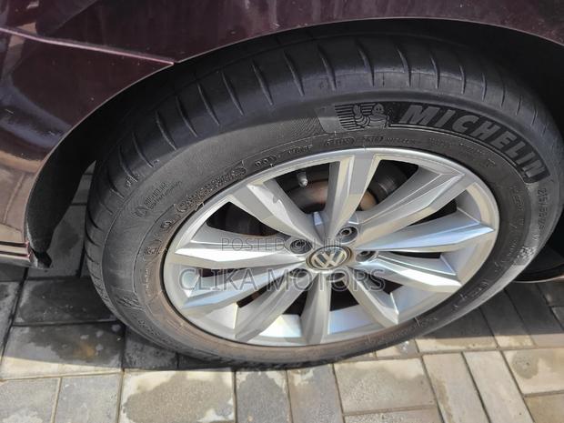 Brown 2016 Volkswagen Passat - Stylish and Reliable