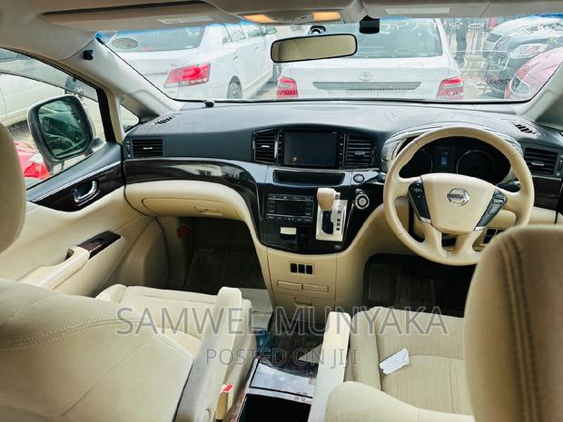 Nissan Elgrand 2017 White