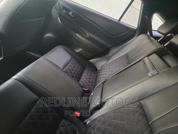 Pre-owned 2016 Toyota Harrier 2.0 4WD, silver exterior