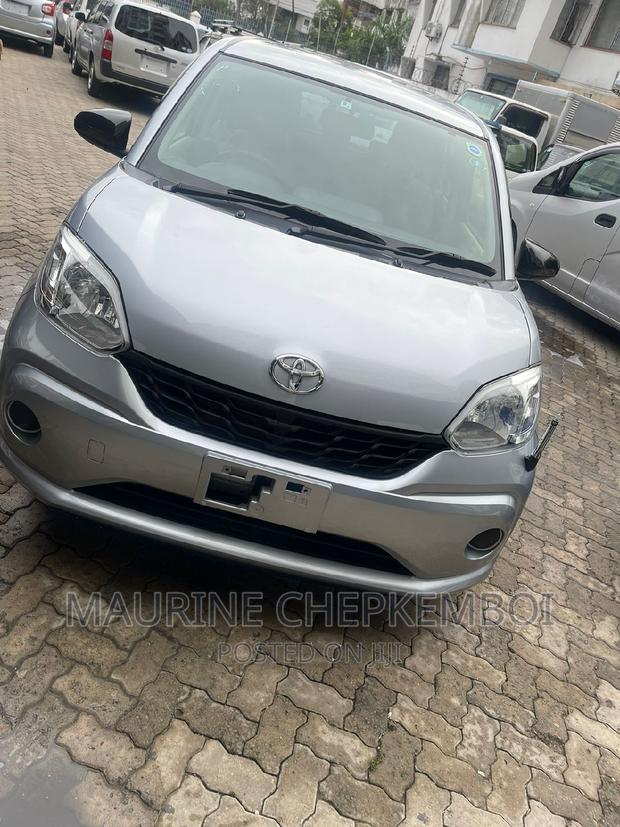 2016 Toyota Passo 1.0 FWD Silver - Reliable and Efficient Compact Sedan
