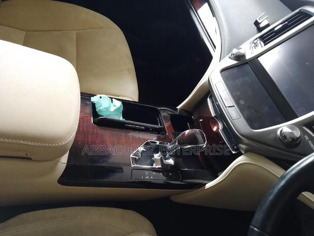 Black 2016 Toyota Crown - Sophisticated Luxury Sedan