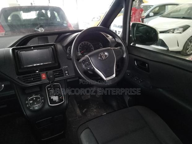 Gray 2016 Toyota Noah AWD, 8-Seater - Spacious and Reliable Family Vehicle