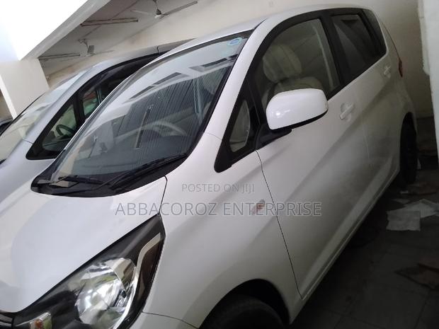Stylish and Affordable 2016 Mitsubishi EK Wagon 660 FWD in White