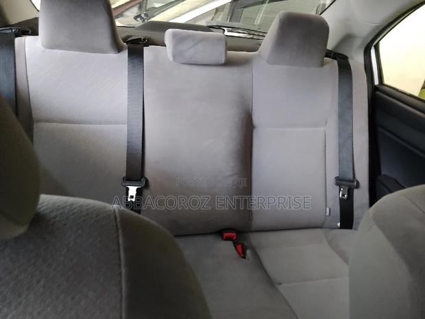 Off-White 2016 Toyota Axio: Luxurious & Practical