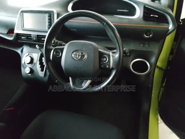 2016 Toyota Sienta 1.5 AWD 6-Seater Green - Quality & Comfort