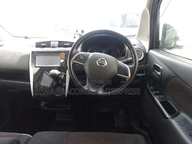 Off-White 2016 Nissan Dayz: Affordable and Efficient Compact Car