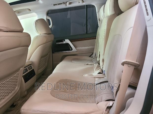 2017 Toyota Land Cruiser AX Gold Edition V8 4.6