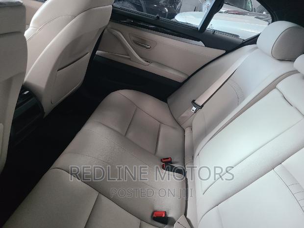 Experience the 2016 BMW 5 Series in Gray: Sophisticated Sedan