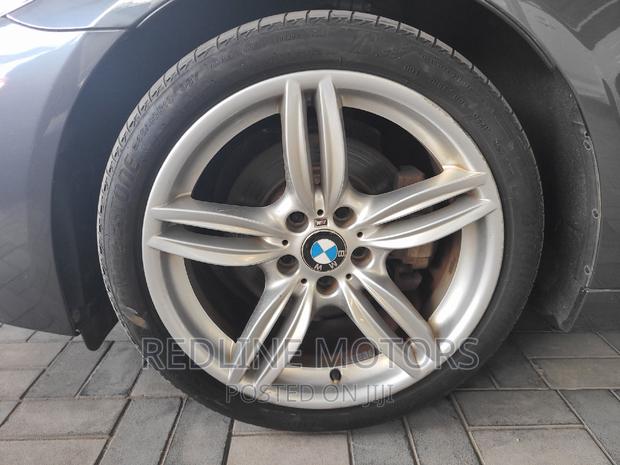 Experience the 2016 BMW 5 Series in Gray: Sophisticated Sedan