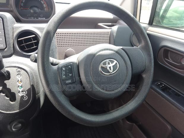 2016 Toyota Porte Beige Used Car for Sale
