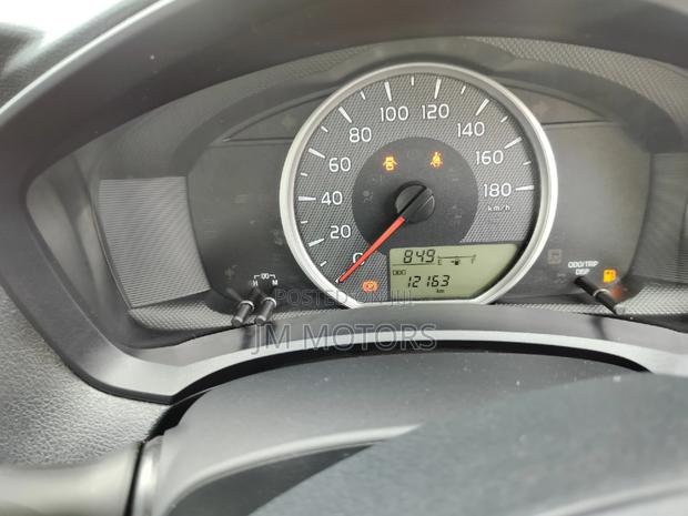 Toyota Axio 2016 Gold