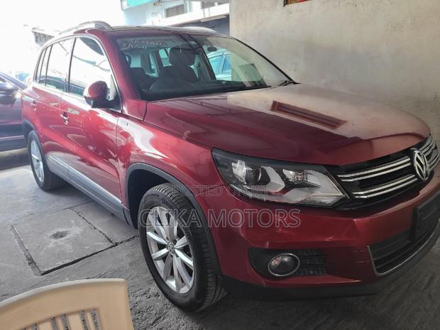 2016 AWD 4MOTION Red Volkswagen Tiguan R-Line - Luxury SUV with Power