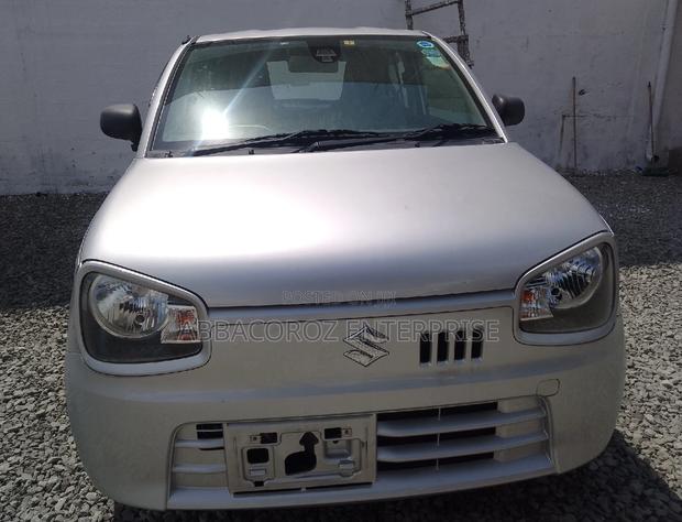 2016 Gray Suzuki Alto: Efficient City Car with a Modern Look