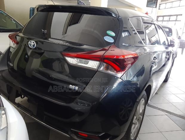 Black 2017 Toyota Auris - Affordable Luxury and Performance