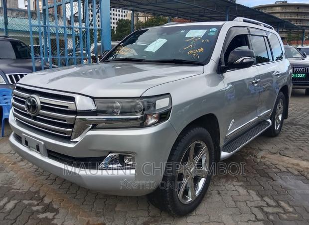 2017 Toyota Land Cruiser 4.6 V8 ZX - Gray - Used Luxury SUV for Sale Today