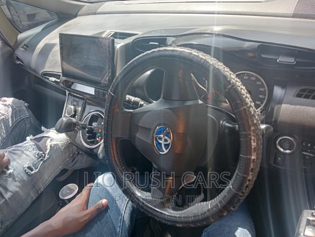 2017 Toyota Wish Black - Premium Midsize Sedan
