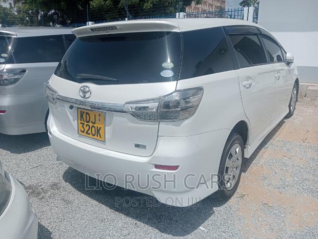 2015 Toyota Wish in White - High-Quality Pre-Owned Car