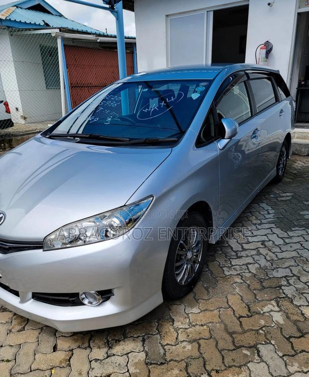 2016 Toyota Wish: Modern Sedan for a New Era of Driving