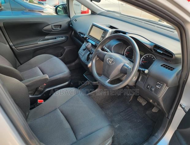 2016 Toyota Wish: Modern Sedan for a New Era of Driving