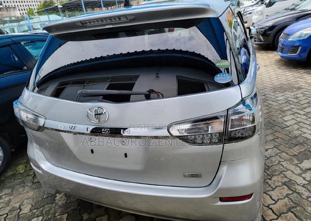 2016 Toyota Wish: Modern Sedan for a New Era of Driving
