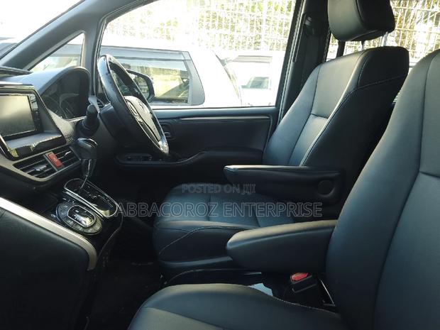 Matt Black Luxury 2016 Toyota Esquire: Pre-owned Vehicle