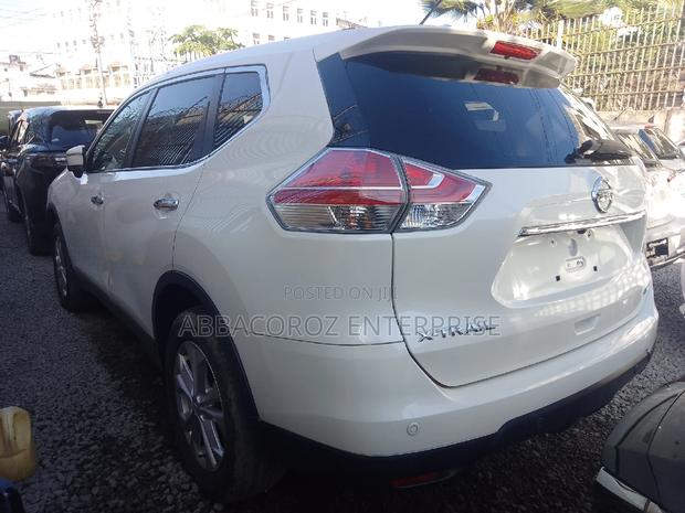 2016 Nissan X-Trail 2.0 Petrol AWD Pearl: Powerful and efficient SUV for daily commuting