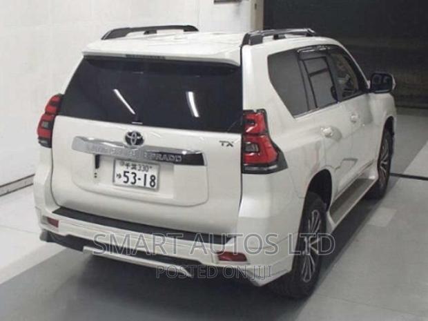 2017 Toyota Land Cruiser Prado Pearl: Unmatched luxury and off-road performance