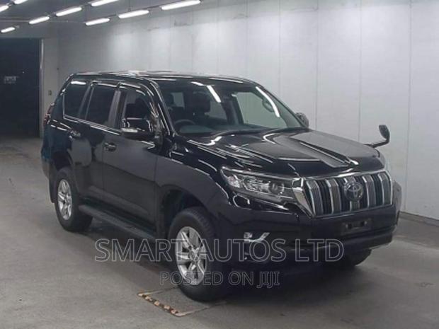 Used 2017 Toyota Land Cruiser Prado Black - Perfect for Family Outings