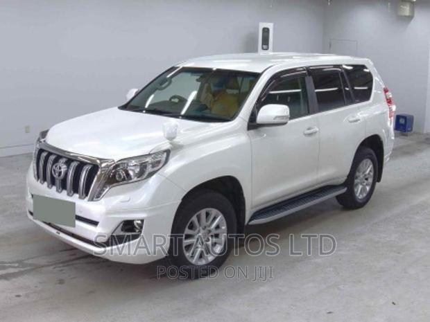 2016 Toyota Land Cruiser Pearl: Luxury Off-Road Adventure Awaits